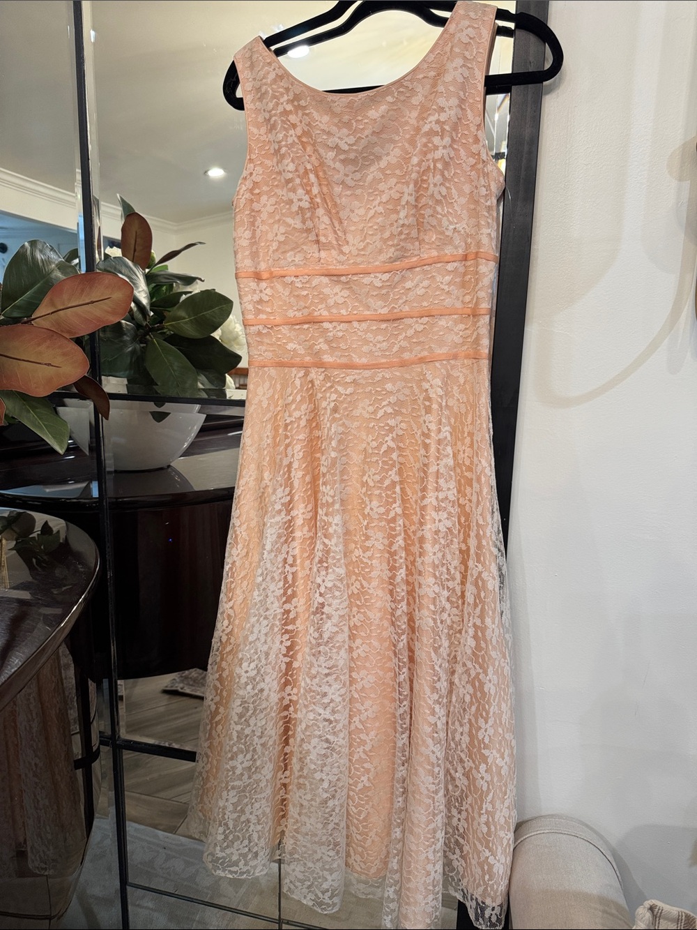 Sleeveless Lace A-Line Dress in Peach, inside lining is removed!!